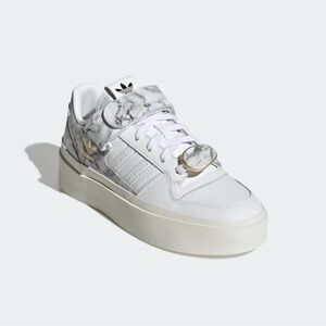 Adidas Women's White and Gray Sneakers Forum Bonega W GY1541 size 6 NWT